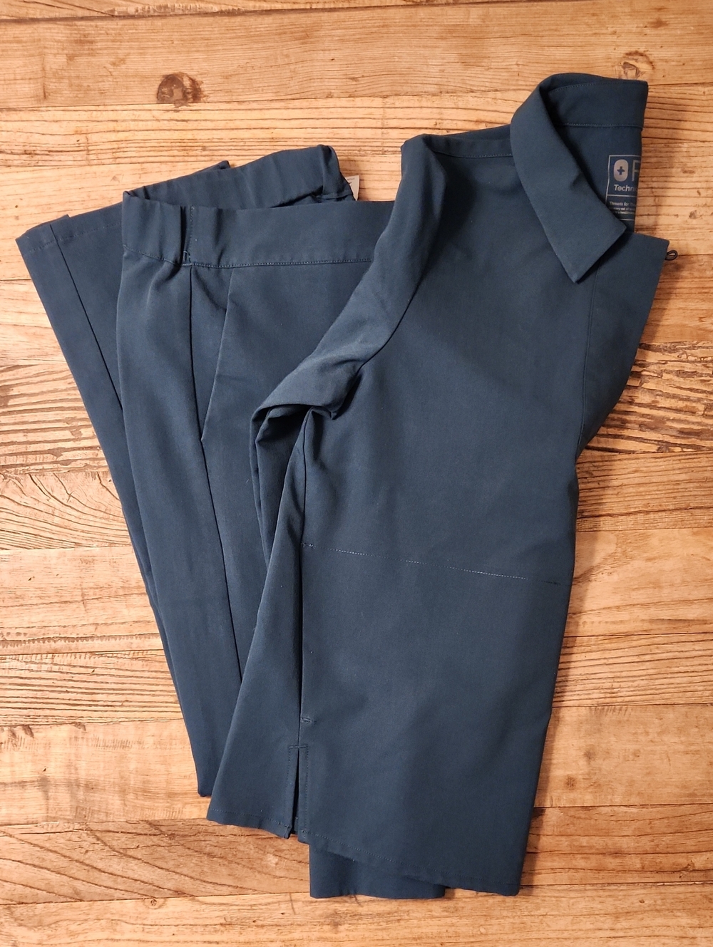 Figs 'Caribbean Blue' Scrub Set